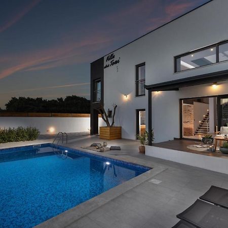 Villa Stric Toni Pakoštane Εξωτερικό φωτογραφία